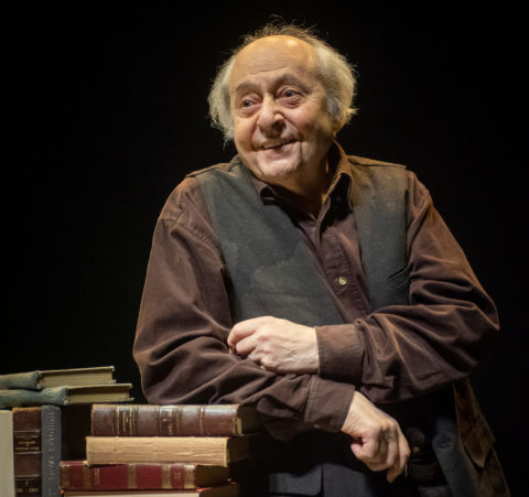 Il giro del teatro in 90 anni. Vittorio Franceschi